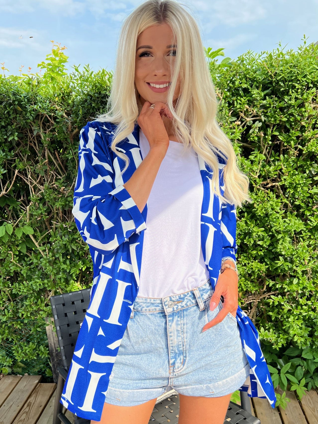 Alberte - Blazer med vit skrift